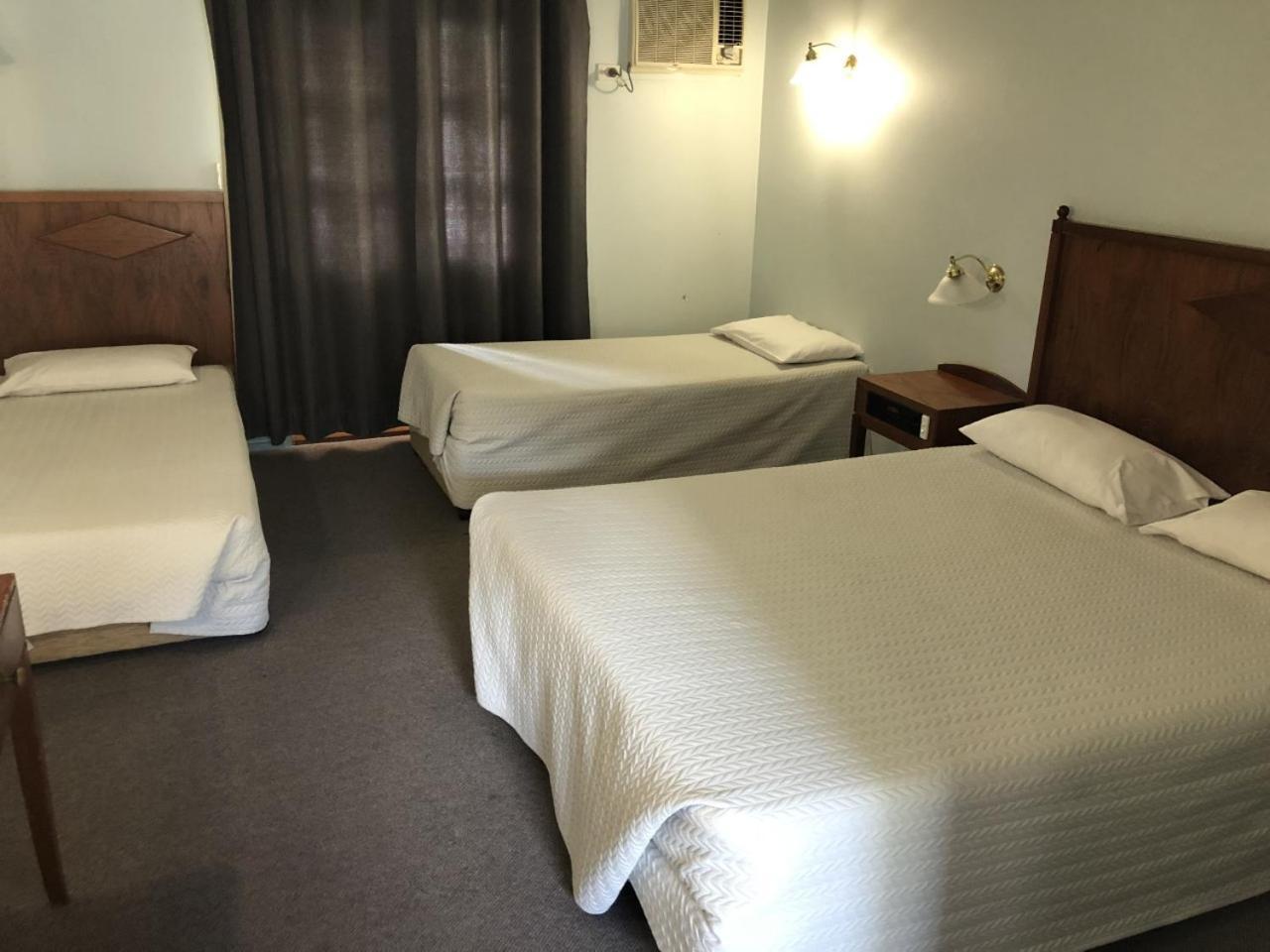 Bororen Hotel Motel Екстериор снимка